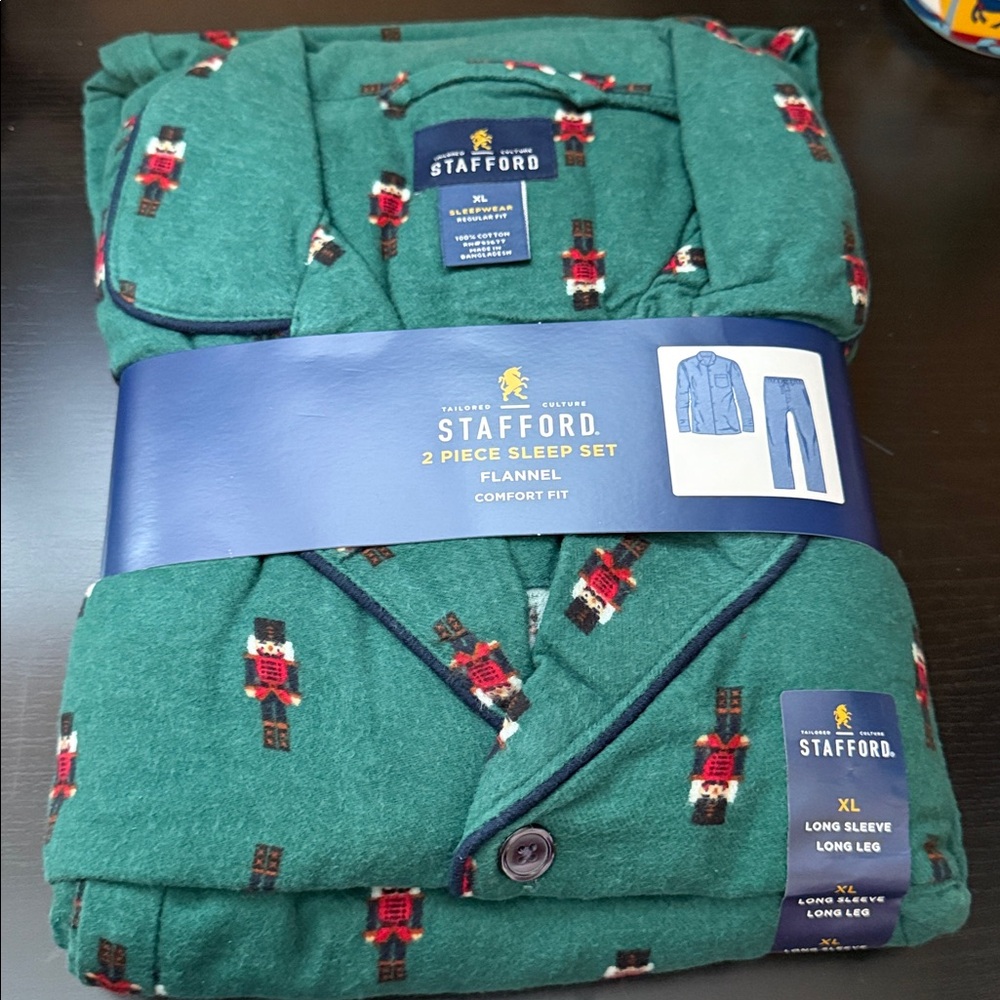 Stafford Men’s Flannel Pajama Set Nutcracker Holiday Christmas NEW size XL